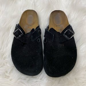 Black Birkenstock’s